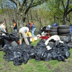 River town outreach corp cleaning a park